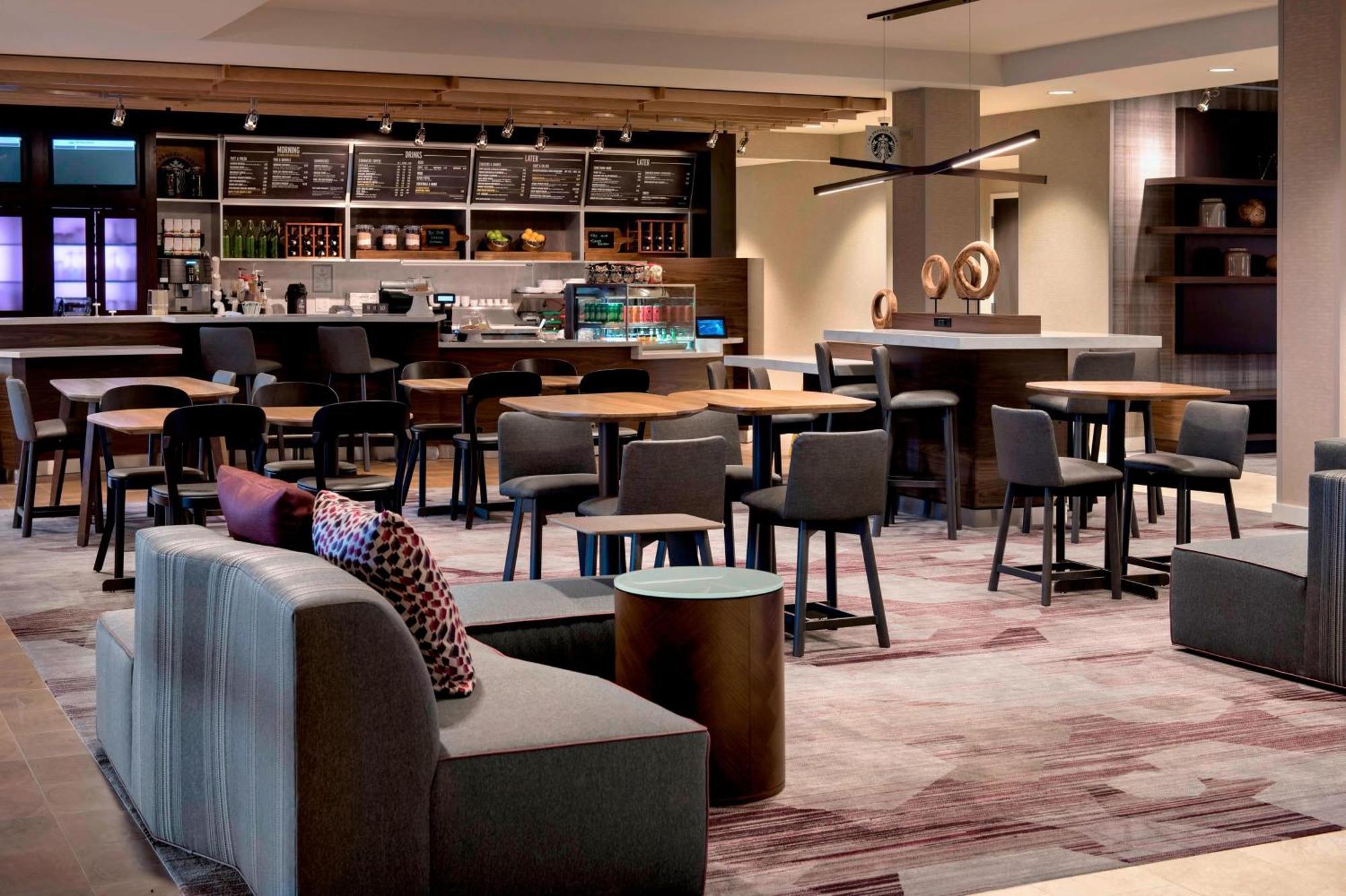 Courtyard By Marriott Schenectady At Mohawk Harbor Hotel Luaran gambar