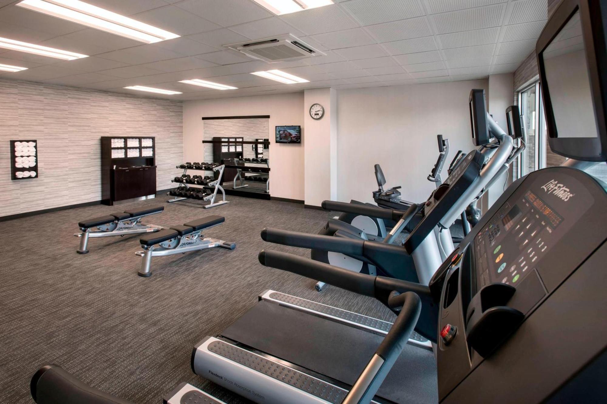 Courtyard By Marriott Schenectady At Mohawk Harbor Hotel Luaran gambar